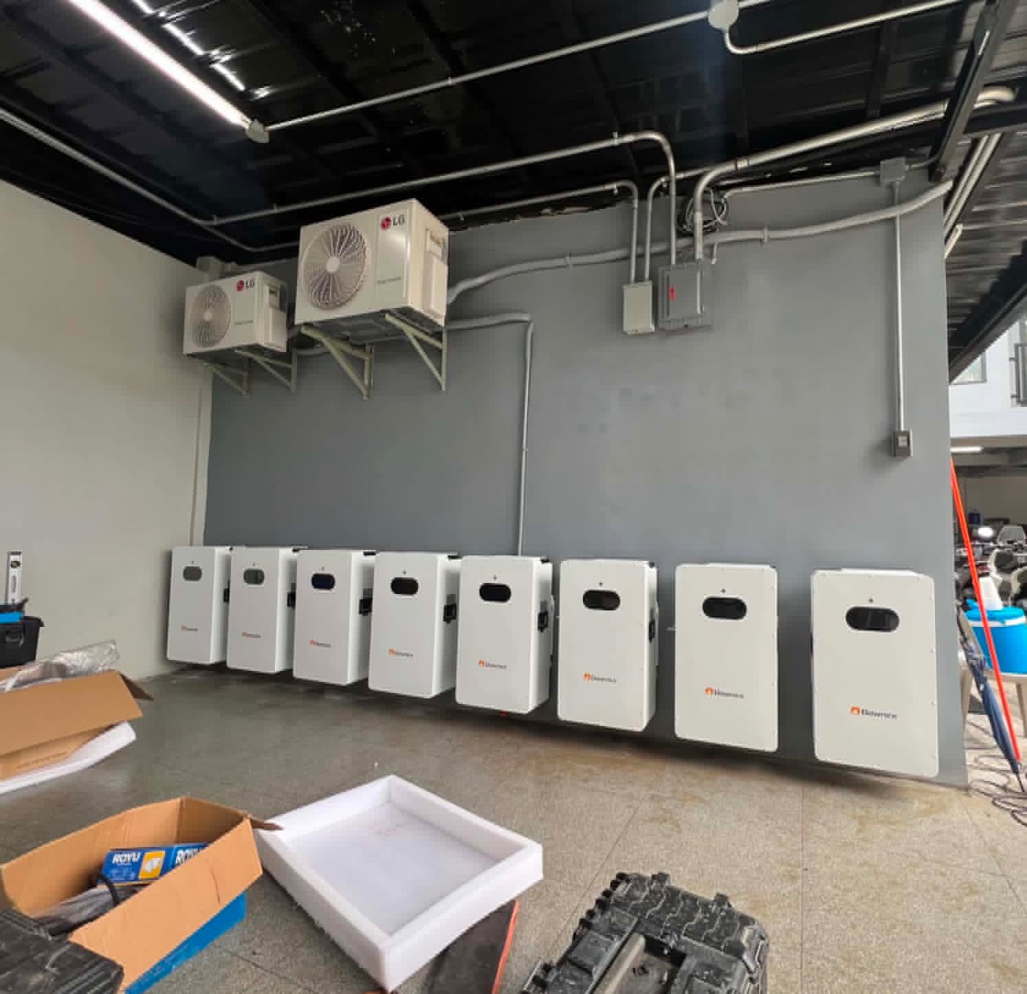 Battery energy storage installation